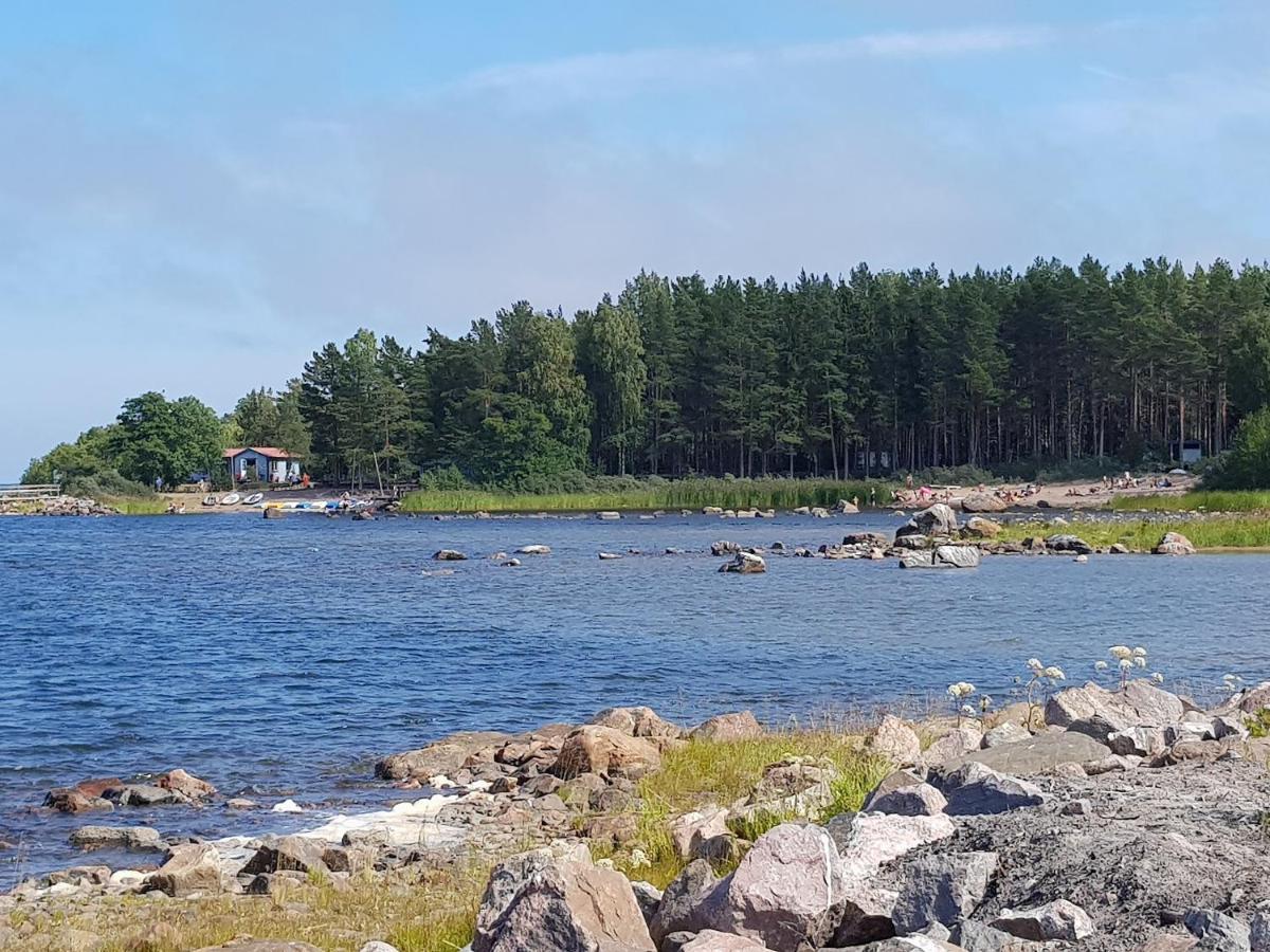 Lodge Smelyan *